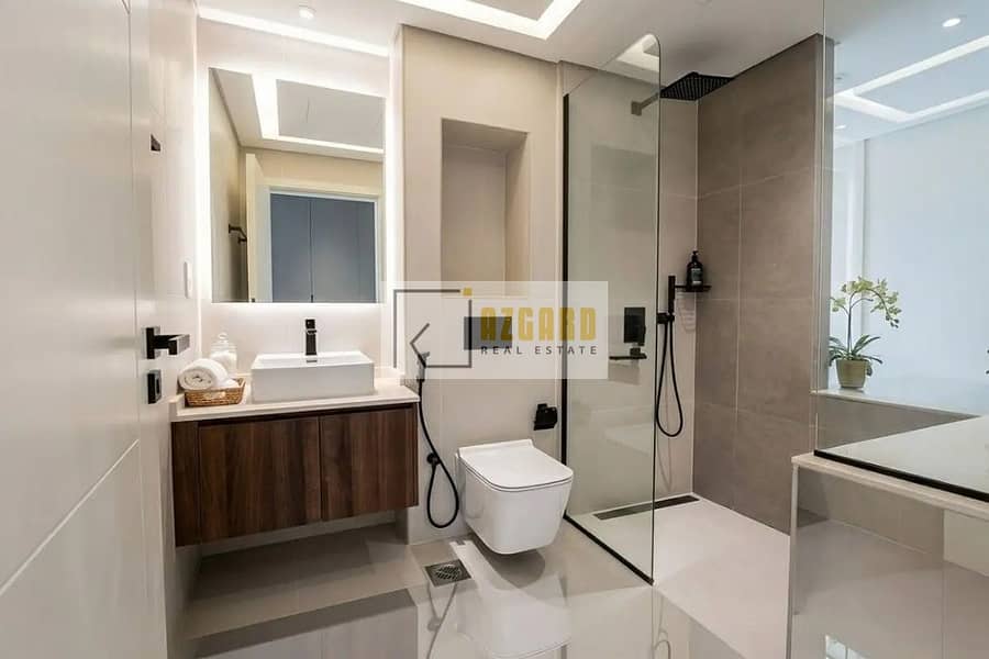 Studio | Brand New | Next to Metro | Modern - Image 10