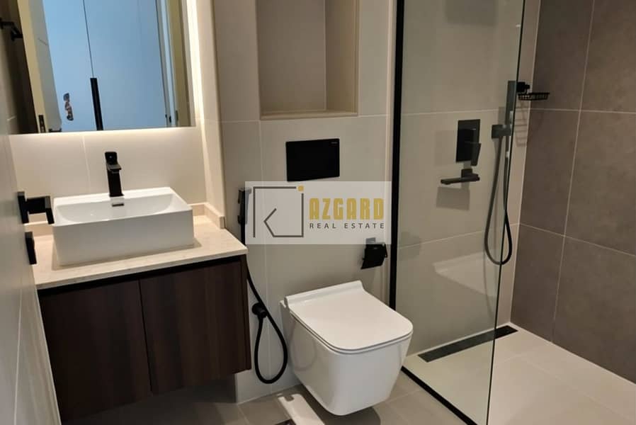 Studio | Brand New | Next to Metro | Modern - Image 11