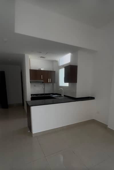 1 Slaapkamer Appartement te Huur in International City Phase 2 (Warsan 4), Dubai - N R 1. jpg 1 Slaapkamer Appartement te Huur in International City Phase 2 (Warsan 4), Dubai - N R 1. jpg