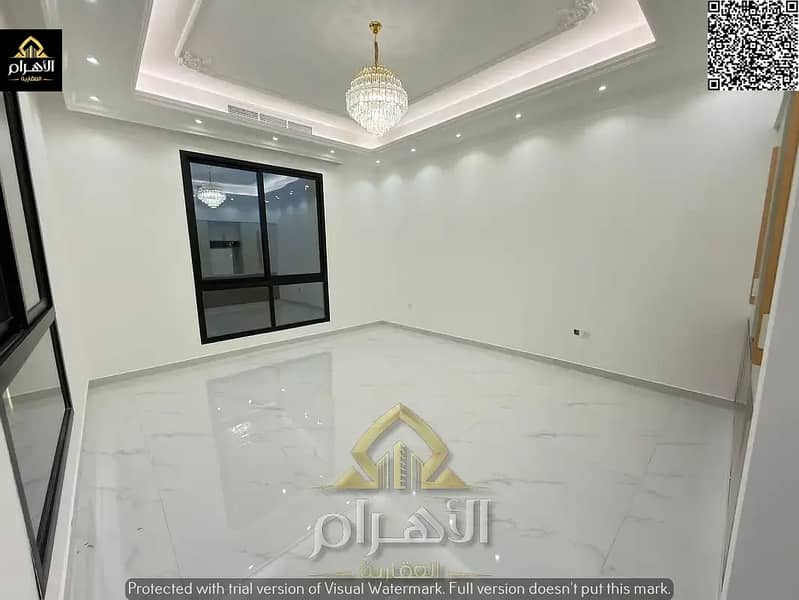 25 841136382-1066x800. webp