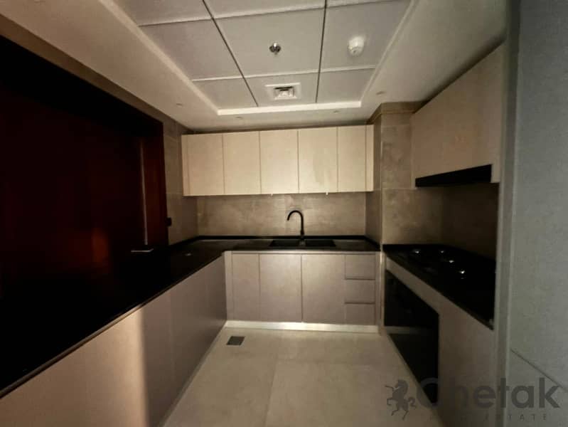 Bright & Spacious | Ready To Move | Next To Metro - Image 8