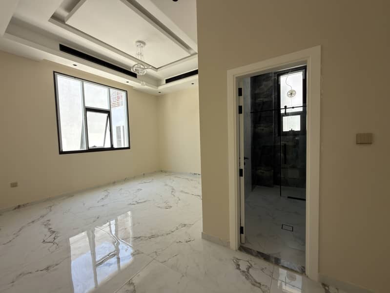 23 20260605_081609373_iOS. jpg