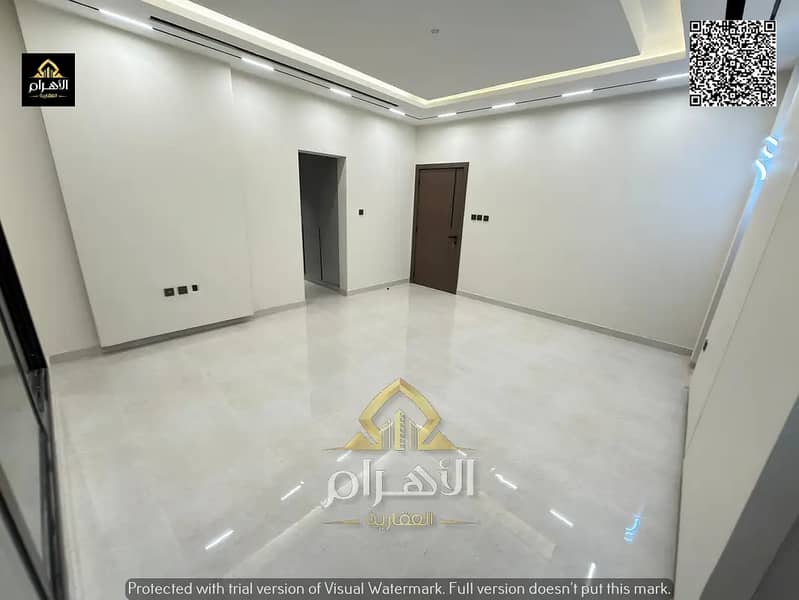 10 840730706-1066x800. webp