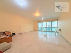Bright & Airy Apartment | Panoramic Views | Maid | Best Location