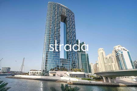 1 Bedroom Apartment for Rent in Dubai Marina, Dubai - Living Room Water Views | Furnished | 1 month free 1 Bedroom Apartment for Rent in Dubai Marina, Dubai - Living Room Water Views | Furnished | 1 month free