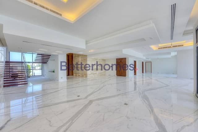 6 Bedrooms Villa in  Palm Jumeirah