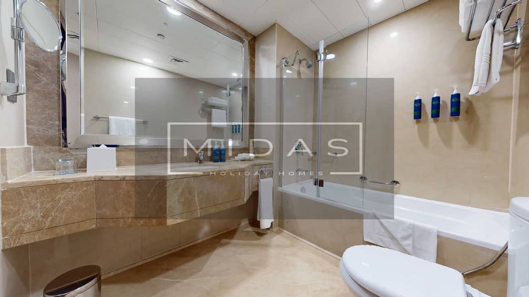 16 MIDAS-REAL-ESTATE-Four-Points-3802-10212025_132050. jpg