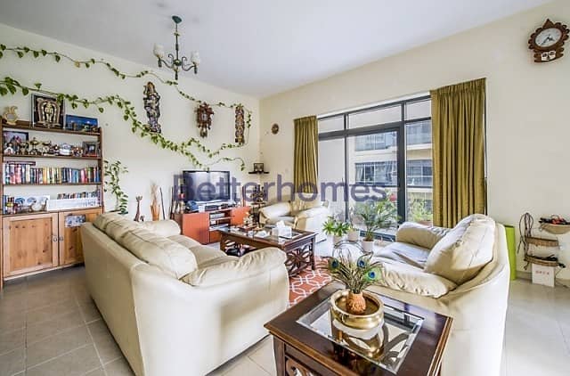4 Bedrooms Apartment in  Greens