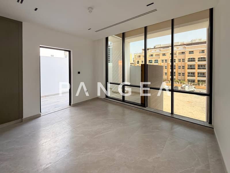 Brand New | Private Elevator | Options Available - Image 4