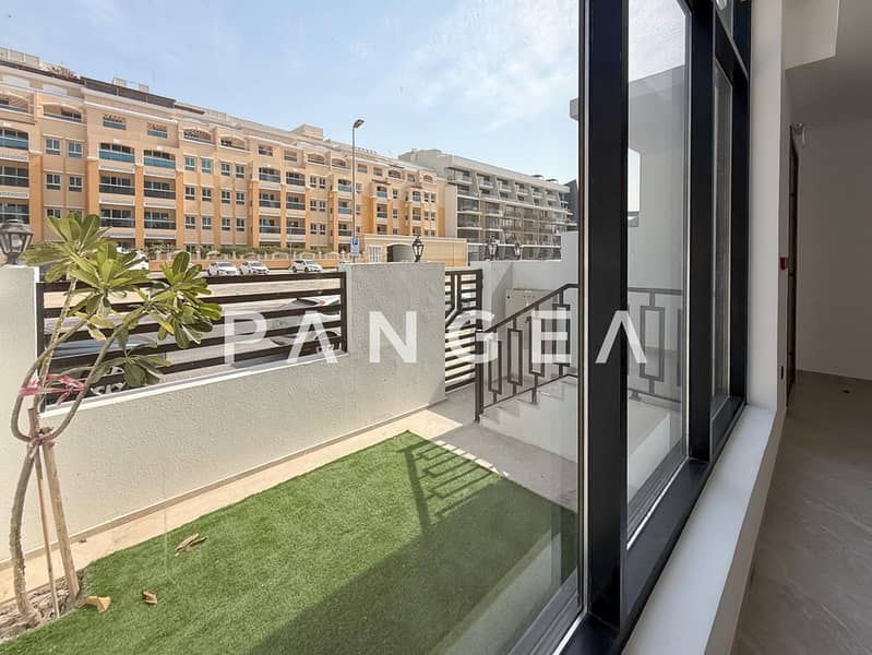 Brand New | Private Elevator | Options Available - Image 5