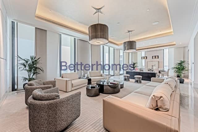4 Bedrooms Apartment in  Downtown Dubai
