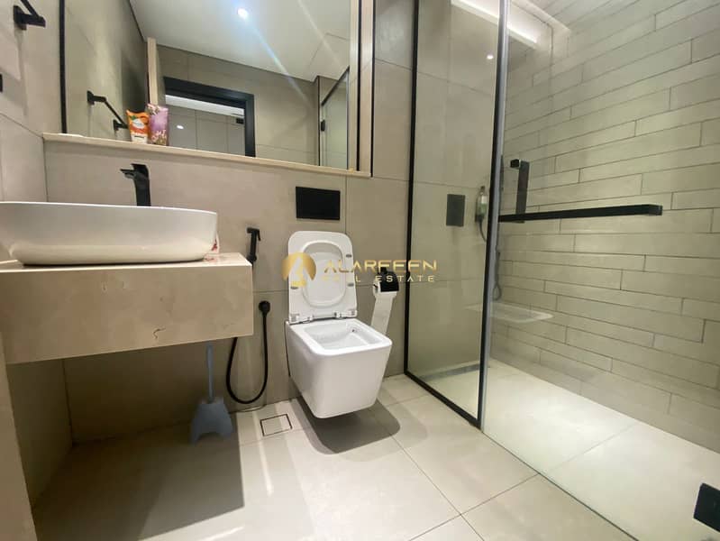 8 390cf8bd-097b-4522-bc4b-6d4e36ea1e50. jpg