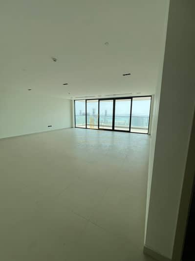 3 Bedroom Apartment for Sale in Al Khan, Sharjah - WhatsApp Image 2026-06-07 at 4.34. 44 PM (1). jpeg 3 Bedroom Apartment for Sale in Al Khan, Sharjah - WhatsApp Image 2026-06-07 at 4.34. 44 PM (1). jpeg