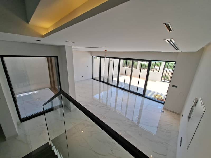 Ready to Move | 4BR + Maids | Bright Sunny Unit Ready to Move | 4BR + Maids | Bright Sunny Unit