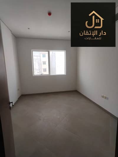 1 Bedroom Flat for Rent in Al Qulayaah, Sharjah - WhatsApp Image 2026-04-28 at 11.05. 33 PM. jpeg 1 Bedroom Flat for Rent in Al Qulayaah, Sharjah - WhatsApp Image 2026-04-28 at 11.05. 33 PM. jpeg