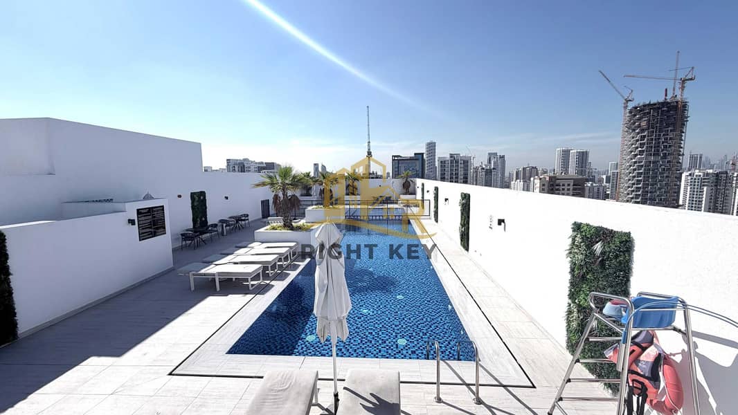 2 POOL. jpeg
