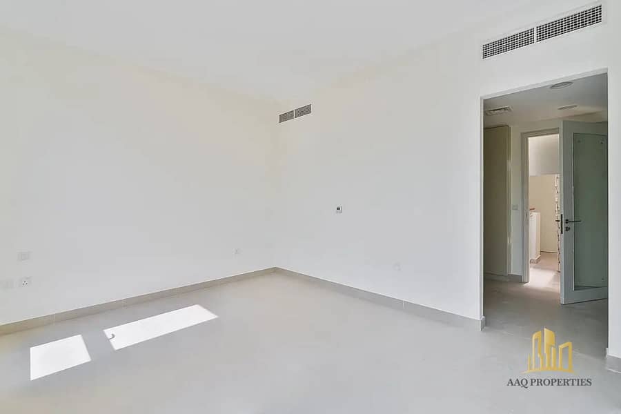 5 Apartment-Maple-1-136519-1776668458335-Photoroom. png