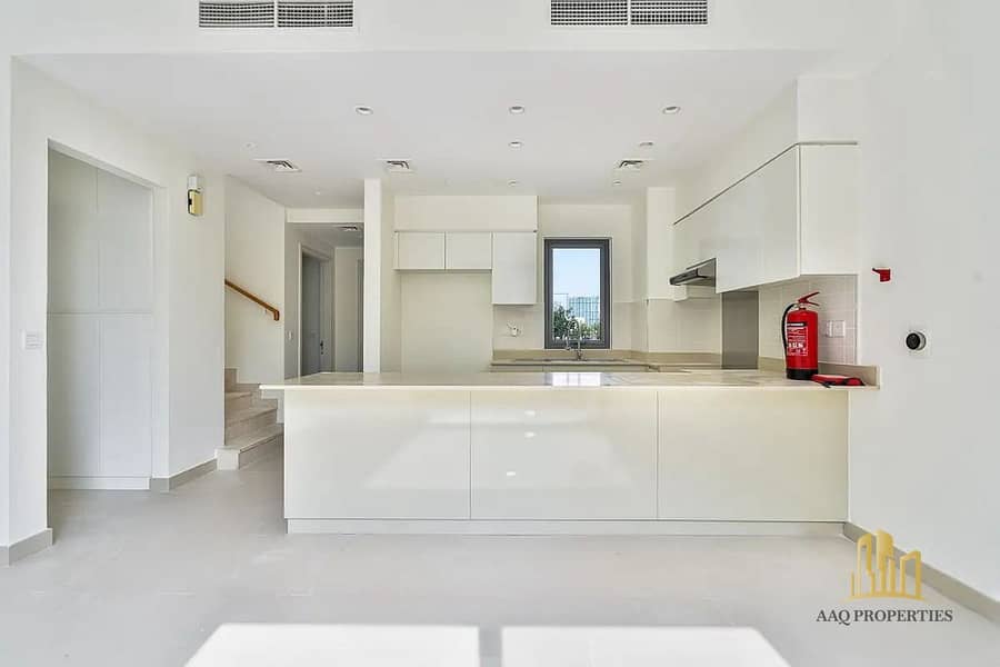 7 Apartment-Maple-1-136519-1776668458332-Photoroom. png