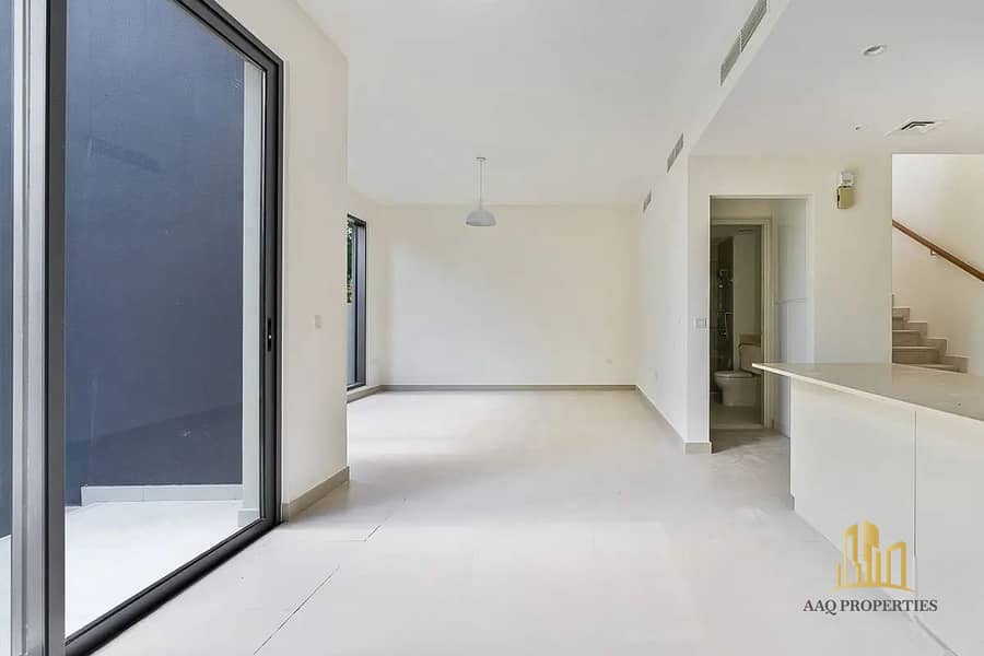 8 Apartment-Maple-1-136519-1776668458333-Photoroom. png
