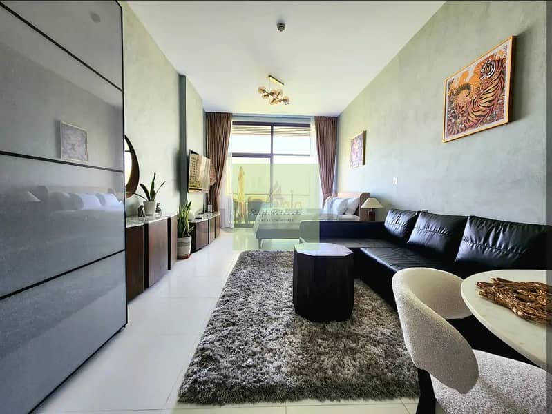 SPACIOUS and luxury beach front studio apartment is fully-equipped. - Image 6