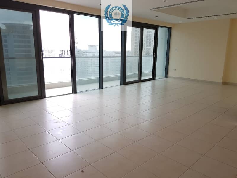 Chiller Free Spacious 3BHK on Al Khan Corniche with HC / Parking Free Chiller Free Spacious 3BHK on Al Khan Corniche with HC / Parking Free