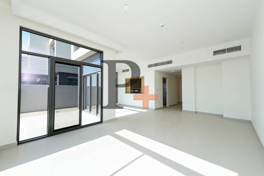 Only Single‑Row End SD | Landscaped | Bigger Plot Only Single‑Row End SD | Landscaped | Bigger Plot