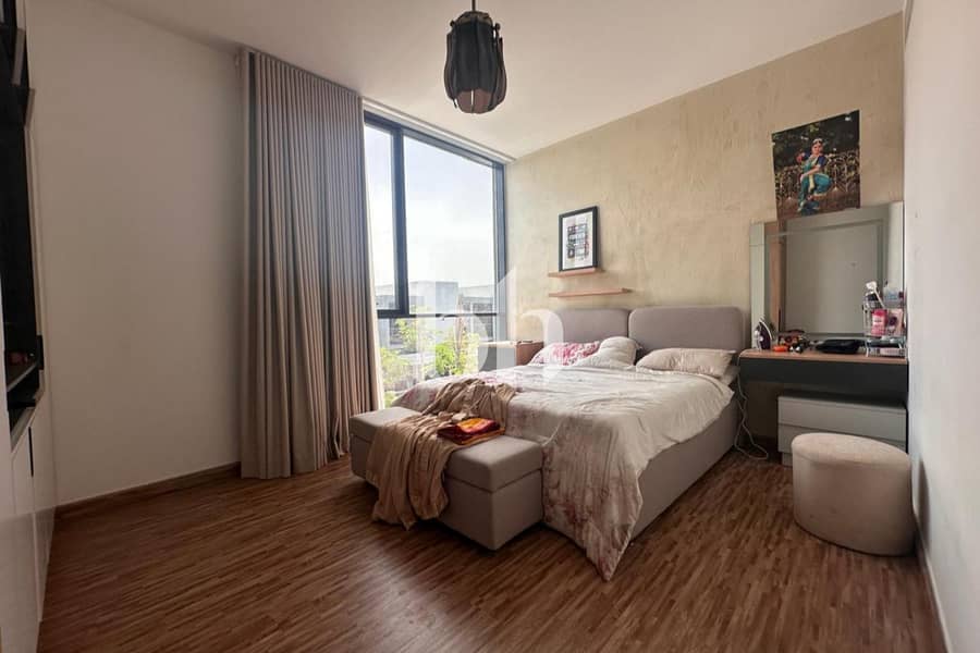 11 images image img