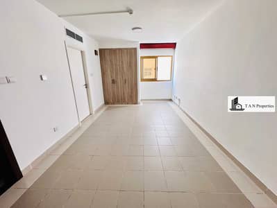 Studio for Rent in Bur Dubai, Dubai - IMG_4138. jpg Studio for Rent in Bur Dubai, Dubai - IMG_4138. jpg
