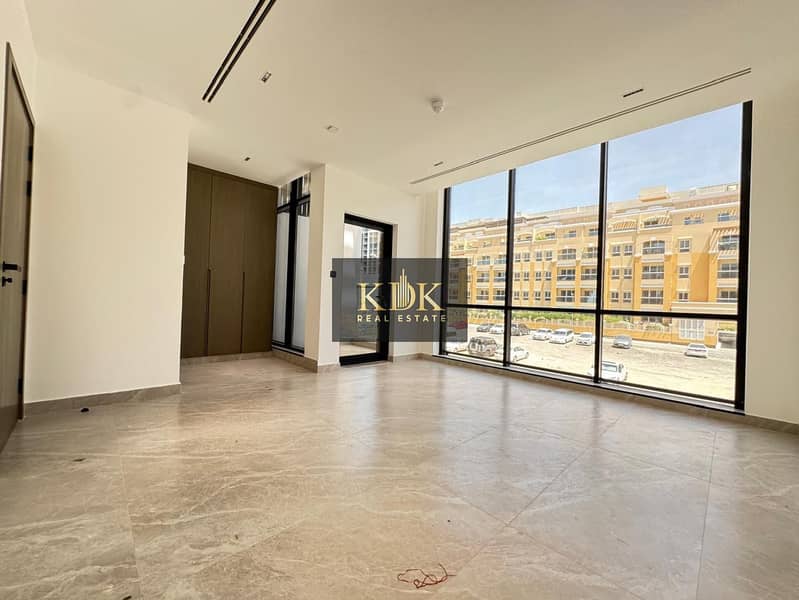 Premium Quality | Luxury Villa | 4BR+ Maid - Image 2