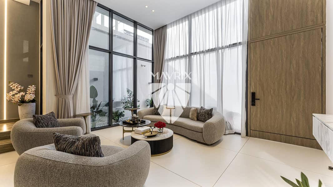 Luxury Townhouse | Private Elevator | Pool Luxury Townhouse | Private Elevator | Pool