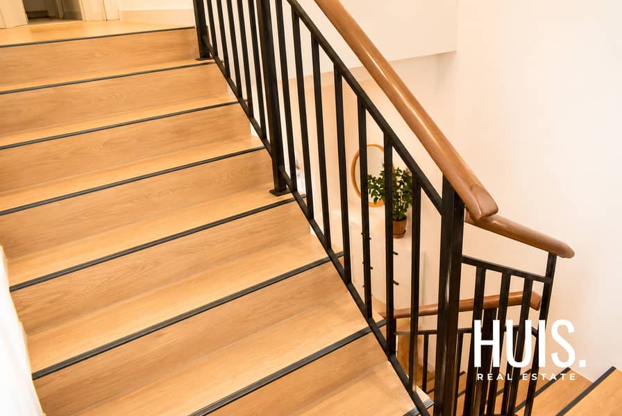 15 Stairs. png