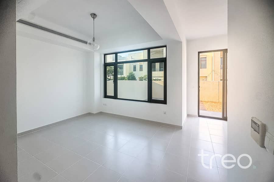 2 Type H - Living Room . jpg