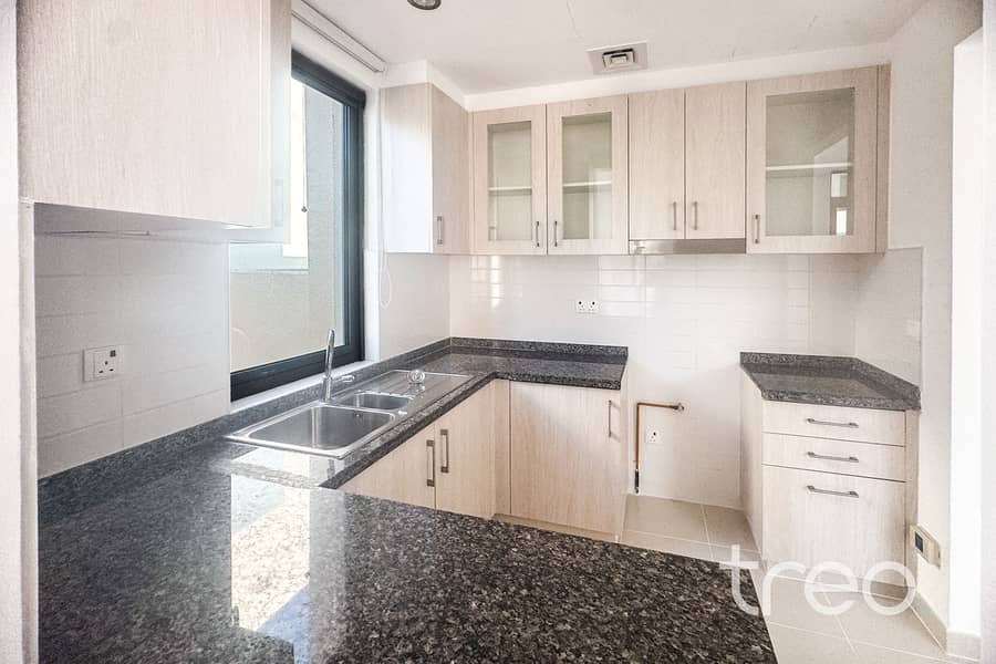 5 Type H - Kitchen . jpg