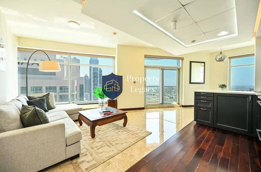 Vacant | 12 Cheques | Upgraded Unit Vacant | 12 Cheques | Upgraded Unit