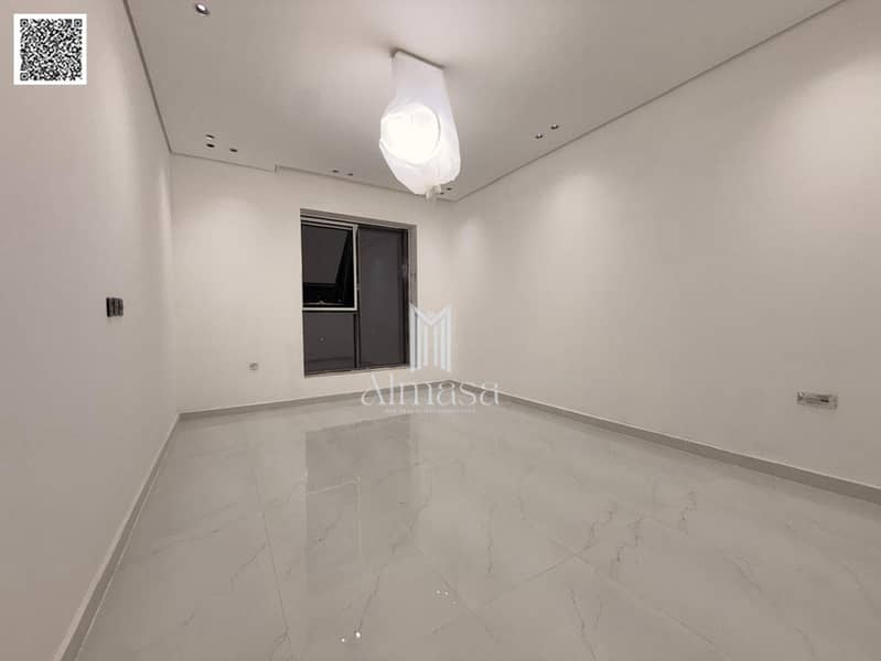16 23315a58-fdaf-4fe7-a4d4-7960ac178b96. jpg