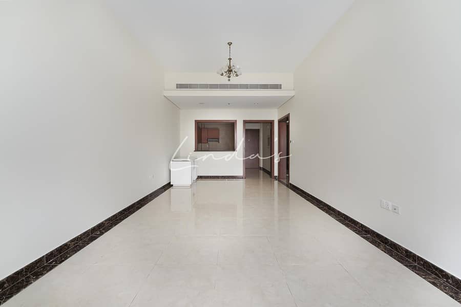 3 images image img
