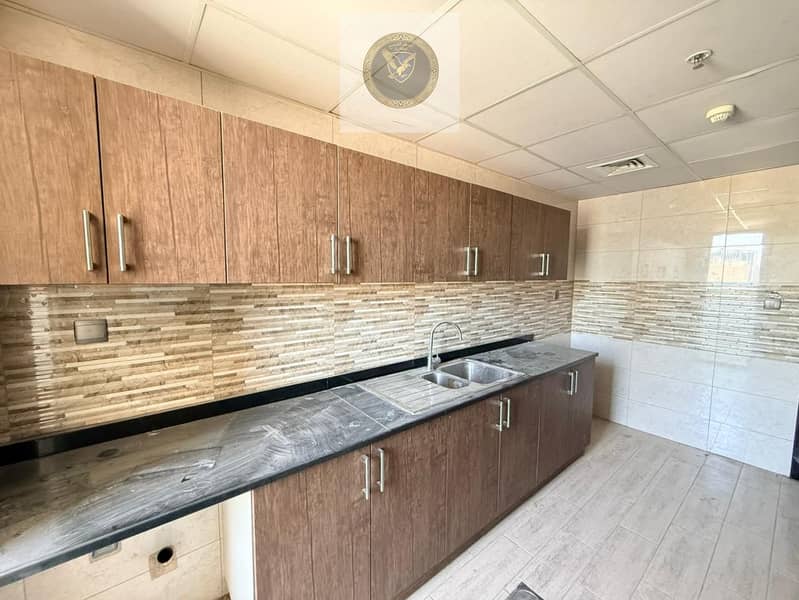17 WhatsApp Image 2026-05-25 at 16.03. 29 (3). jpeg