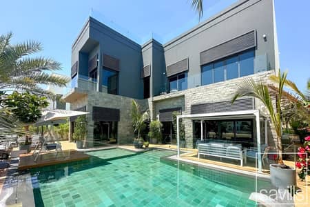 4 Bedroom Villa for Rent in Palm Jumeirah, Dubai - Custom Frond | Furnished | City view 4 Bedroom Villa for Rent in Palm Jumeirah, Dubai - Custom Frond | Furnished | City view