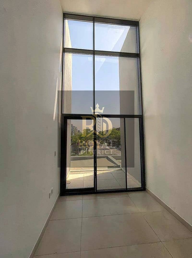 4 phototune. ai_1780907076. png