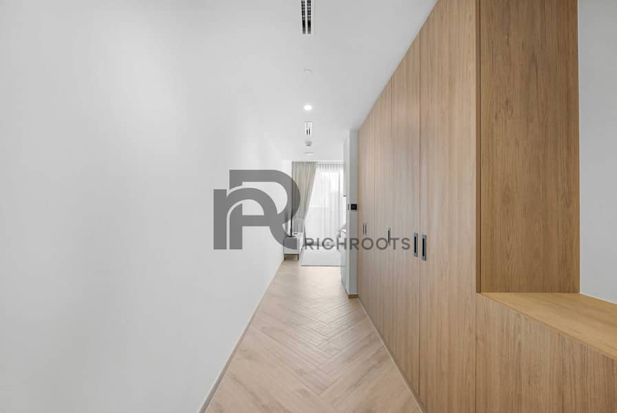 4 MR020821. jpg