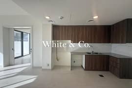 Pool & Park backing | 4 Bedroom | Vacant