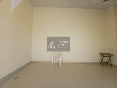 Shop for Rent in Hoshi, Sharjah - f0477f4f-0b24-40ef-81de-29112d3d2522. jpg