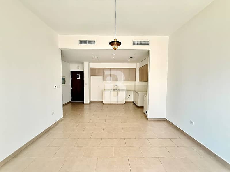Spacious | Prime Location | Ready to move Spacious | Prime Location | Ready to move