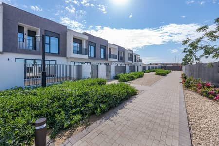 3 habitaciones Villa para en Alquiler en Dubai South, Dubai - Villa en Dubai South，Emaar South，Expo Golf Villas，Expo Golf Villas 4 (Greenviews 1), 3 dormitorios, 110000 AED - 15413480