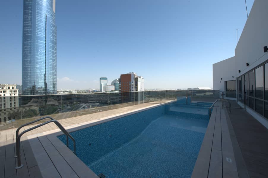 14 dxb1l190_Pool. png