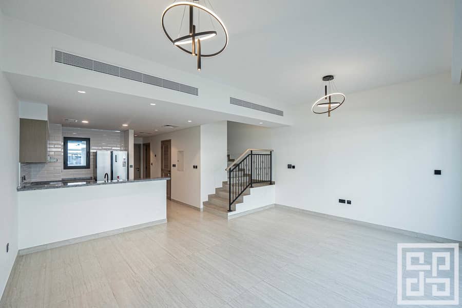 5 06 - Living Area (Angle 2). jpg