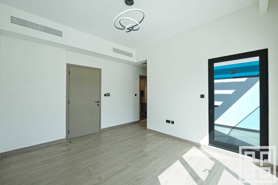 11 13 - Master Bedroom (Angle 2). jpg