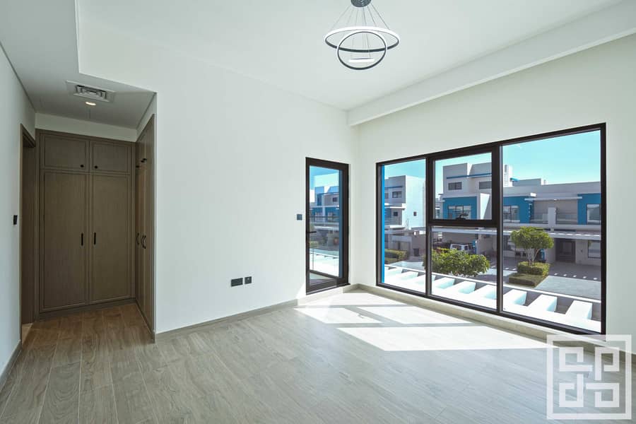 14 16 - Bedroom 2. jpg