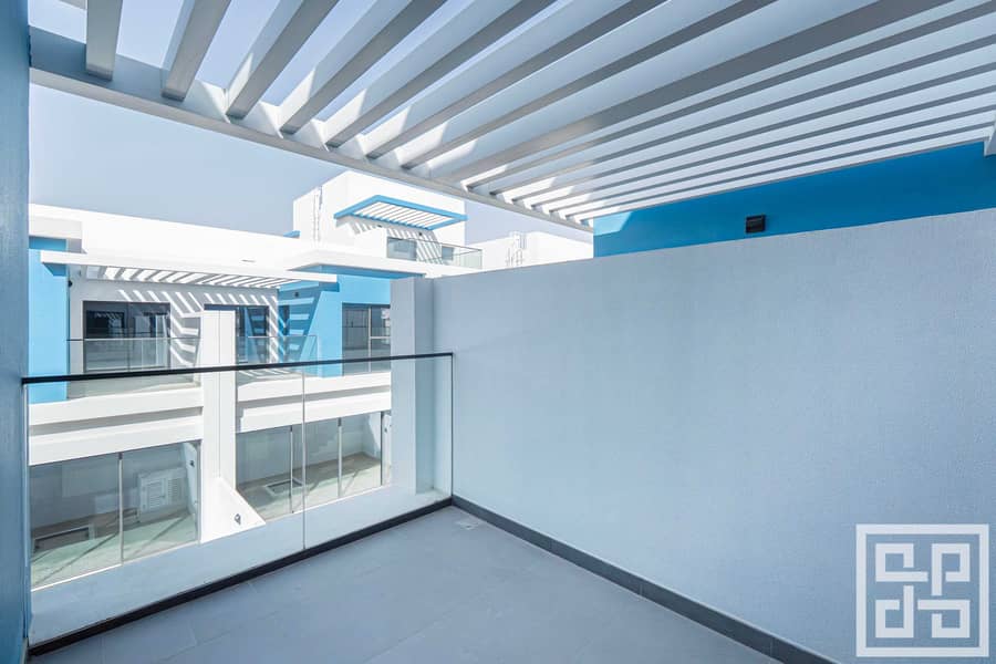 31 34 - Balcony (Inner Court). jpg
