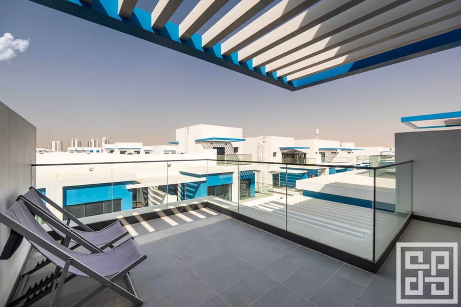 33 36 - Rooftop Terrace. jpg